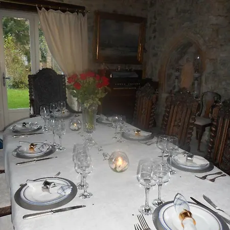 Prieure St Pierre De La Luthumiere